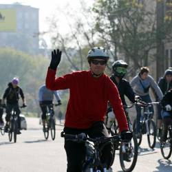 Стартовали мероприятия, посвященные закрытию велосезона, с массового велозаезда #12