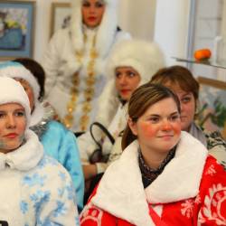Во Владивостоке прошёл «Народный слёт Дедов Морозов и Снегурочек» #14