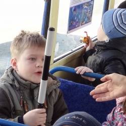 Учебный трамвайчик проехал с малышами по специальному маршруту #36