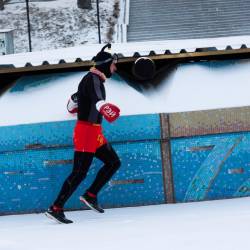 Сподвижники здорового образа жизни в морозную субботу "отрепетировали" забег, который городские власти планируют на 1 января #9