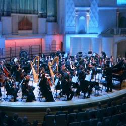 Оркестр Мариинского театра дал виртуальный концерт в Большом зале Приморской филармонии #1
