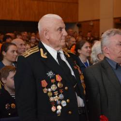 Глава Владивостока поздравил поколение победителей с наступающим Днем Победы #1