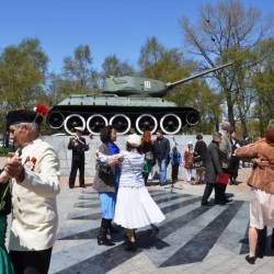 Торжественный митинг, посвященный Дню Победы, прошел в Первореченском районе Владивостока #2