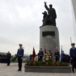 С этого началось празднование Дня Победы во Владивостоке #18