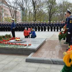 С этого началось празднование Дня Победы во Владивостоке #24