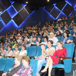 Знаменитый режиссер посмотрел свой фильм вместе со зрителями во Владивостоке #11