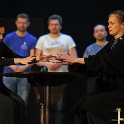 Премьера спектакля «Эдит и ее демоны» состоится 26 и 27 мая в театре имени Горького #16