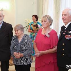 Во Фрунзенском ЗАГСе чествовали семьи Ильиных и Сергеевых #3