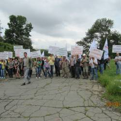 Митинг сотрудников завода прошел в приморской столице #9