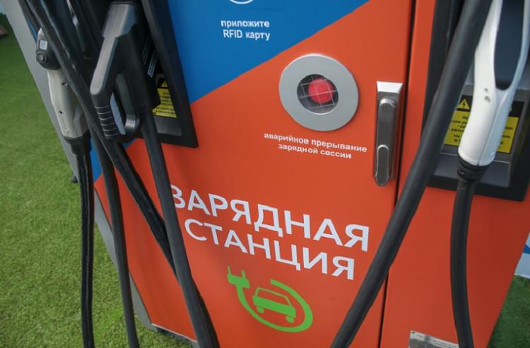 В Приморье до конца года установят 20 станций зарядки электрокаров