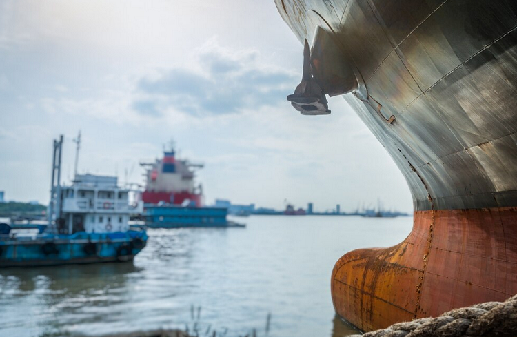 Пробки в порту Владивостока могут стать еще больше с 1 июня