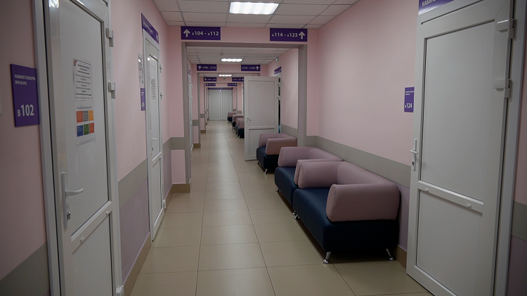 Длинные очереди исчезли из Краевой детской больницы №1 во Владивостоке