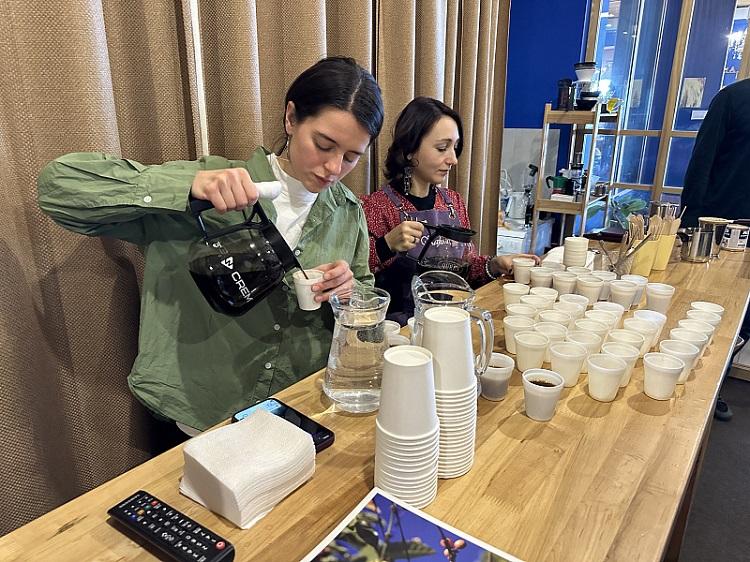 Свежезаваренный лаосский кофе могут попробовать жители Владивостока