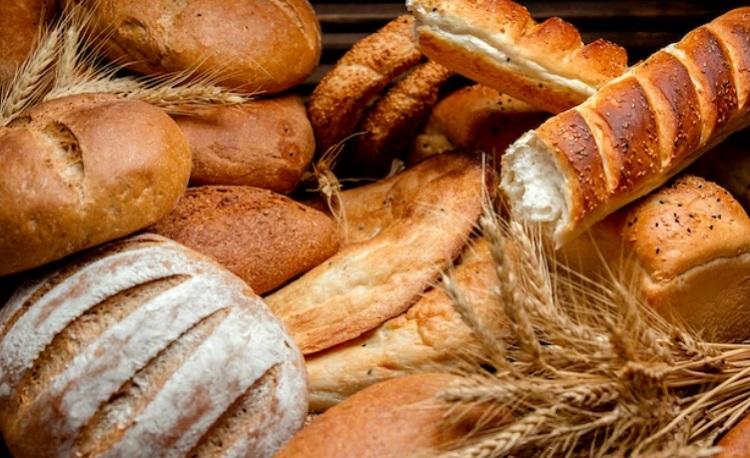 Врач Чижикова: сладости и хлеб натощак могут вызвать проблемы со здоровьем
