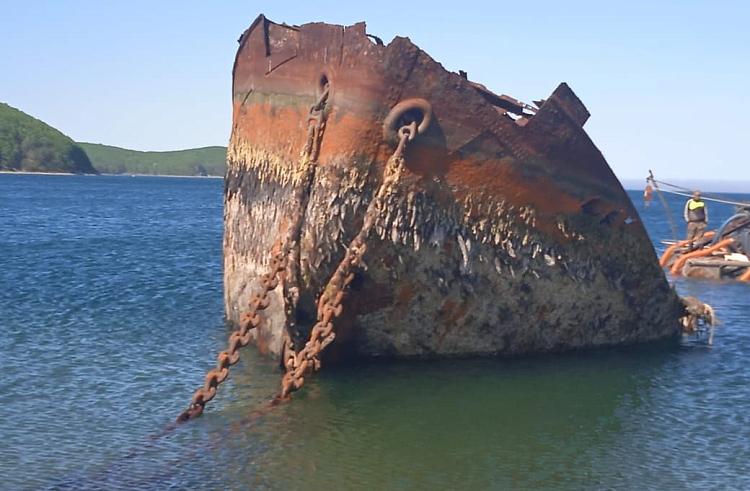 16 затонувших судов подняли из акваторий Приморья