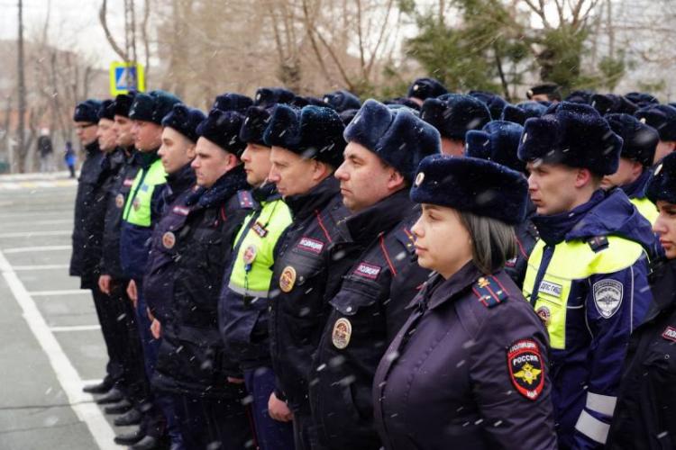 Полицейские из Приморья отправились в командировку в Северо-Кавказский реги