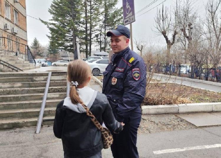 Пропавшую во Владивостоке школьницу нашли в Артеме