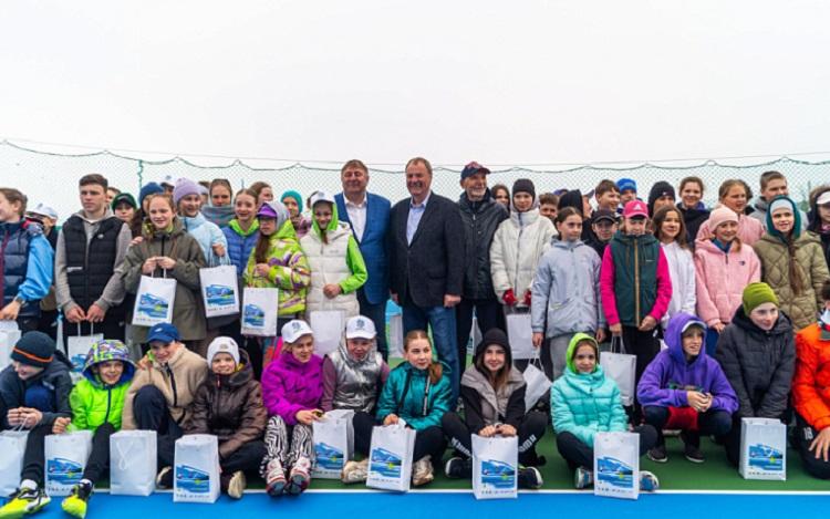 Этап всероссийских соревнований по теннису стартовал в Приморье