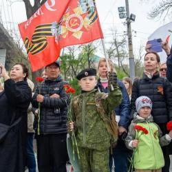 Горожане собрались у мемориала, чтобы почтить память погибших в годы Великой Отечественной войны #5