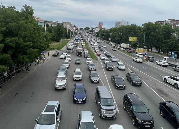 На улице Кирова во Владивостоке для автомобилистов введут ограничения