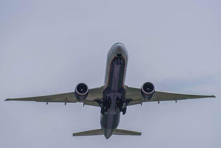 С марта авиапассажирам с детьми будут гарантировать соседние места