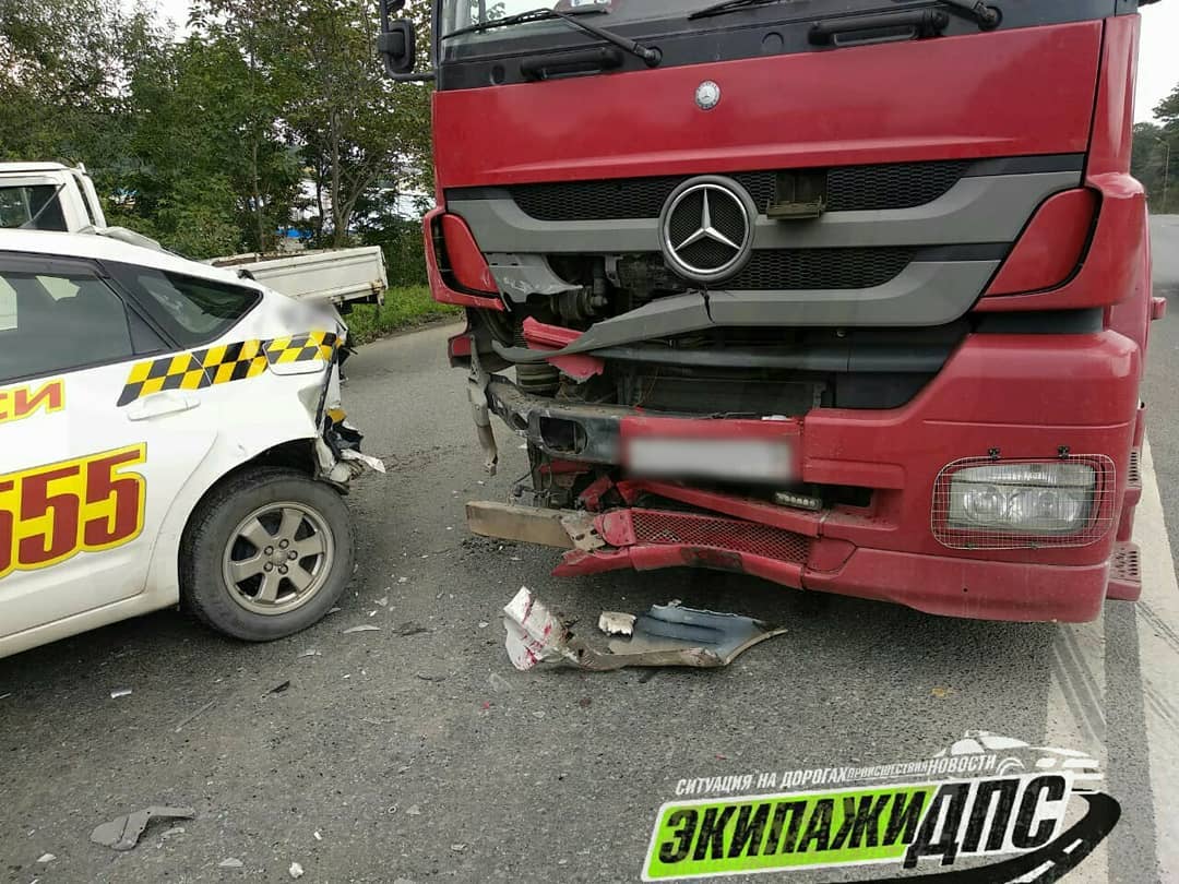 Фото водителя Владивосток. Авария на Выселковой Владивосток сегодня.
