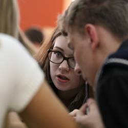 Вчера в городе завершились «Школьные интеллектуальные бои-2014», организованные управлением до делам молодежи администрации Владивостока и Клубом умных игр #16