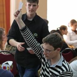 Вчера в городе завершились «Школьные интеллектуальные бои-2014», организованные управлением до делам молодежи администрации Владивостока и Клубом умных игр #21