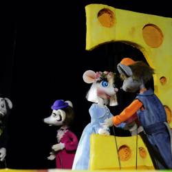 Пьесу с шекспировскими страстями для детей покажут в театре кукол #13