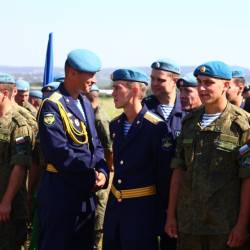 Элита российской армии встретила профессиональный праздник #64