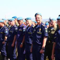 Элита российской армии встретила профессиональный праздник #65
