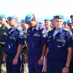 Элита российской армии встретила профессиональный праздник #71