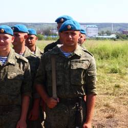 Элита российской армии встретила профессиональный праздник #97