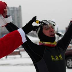Сподвижники здорового образа жизни в морозную субботу "отрепетировали" забег, который городские власти планируют на 1 января #2