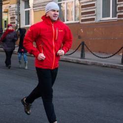 150 горожан утром 1 января 2016-го вышли на костюмированную пробежку #3