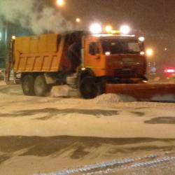 Автомобилистов просят не оставлять свои транспортные средства на проезжей части #8