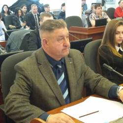 Свой "круглый стол" будущие политологи провели прямо в зале заседаний Думы Владивостока #6