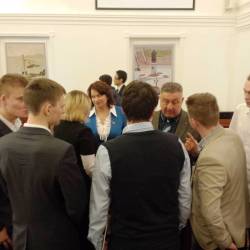Свой "круглый стол" будущие политологи провели прямо в зале заседаний Думы Владивостока #8