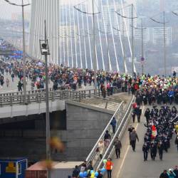 Колонну жителей Владивостока возглавил Игорь Пушкарев #2