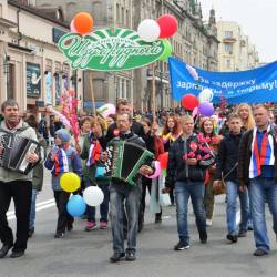 Колонну жителей Владивостока возглавил Игорь Пушкарев #19