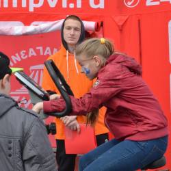 После праздничного шествия горожане погрузились в интерактивные зоны #5