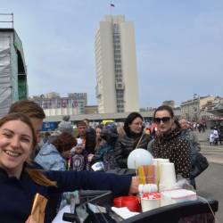 После праздничного шествия горожане погрузились в интерактивные зоны #8