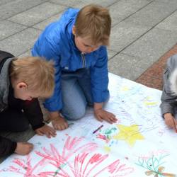 Праздник в честь Дня Победы прошел на открытой площадке у Дома Молодежи #10