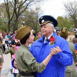 Праздник в честь Дня Победы прошел на открытой площадке у Дома Молодежи #16