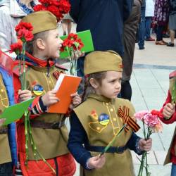 Праздник в честь Дня Победы прошел на открытой площадке у Дома Молодежи #17