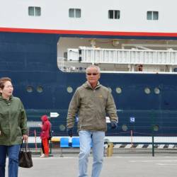 На круизном лайнере в столицу Приморья прибыло более 300 туристов из Японии #1