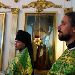 Четыре сотни православных паломников прибыли к особо чтимой в Приморье святыне - источнику Св. Тихона #7