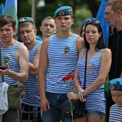 Фоторепортаж с главного праздника десантников #15