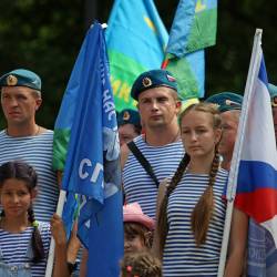 Фоторепортаж с главного праздника десантников #16