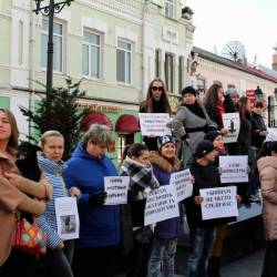 Жители города выступили против хабаровских живодёрок и океанариума #14